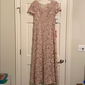 Alex Evenings Formal Dress